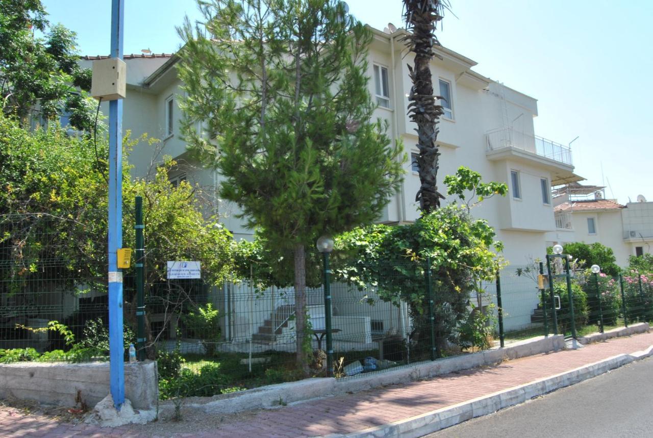 Pansiyon Martili Vılla Lara *