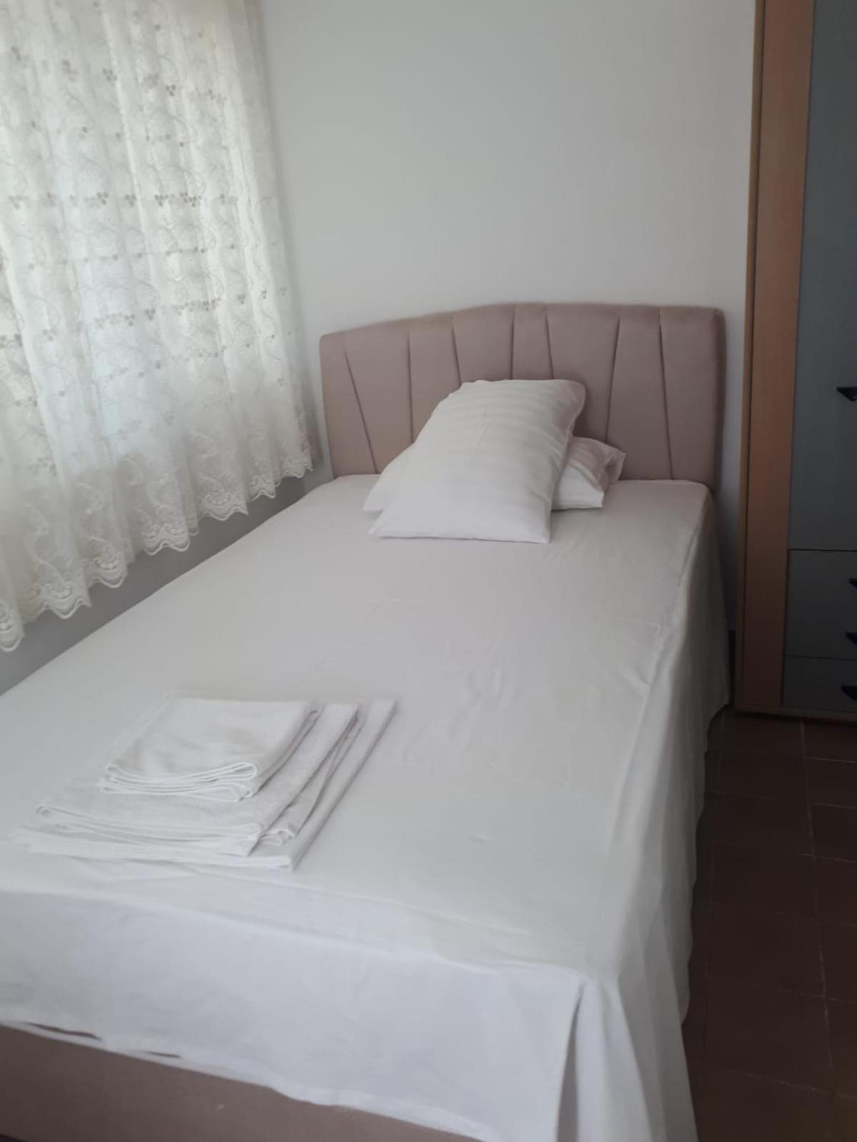 Martili Vılla Lara Pansiyon Antalya