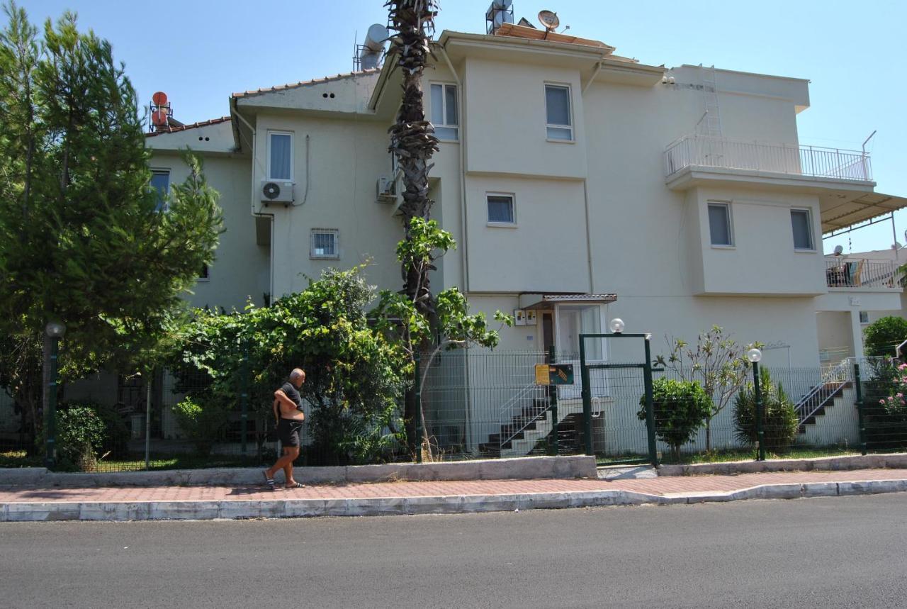 Martili Vılla Lara Pansiyon Antalya