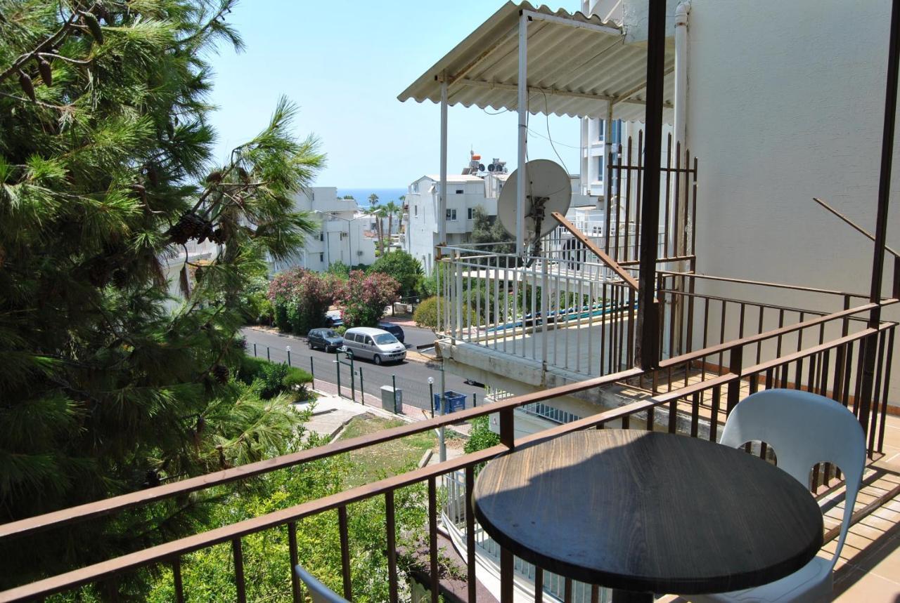 Martili Vılla Lara Pansiyon Antalya