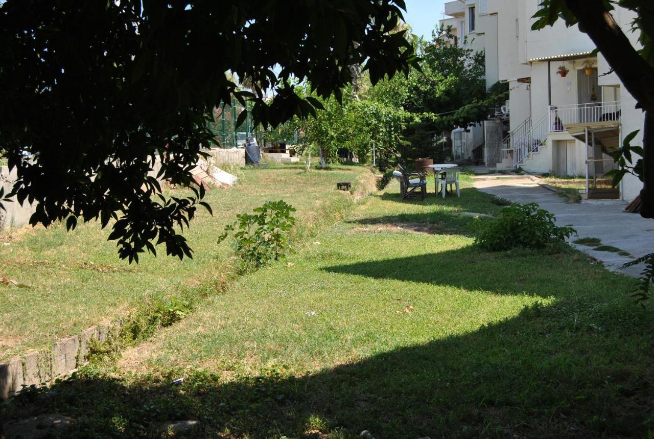 Martili Vılla Lara Pansiyon